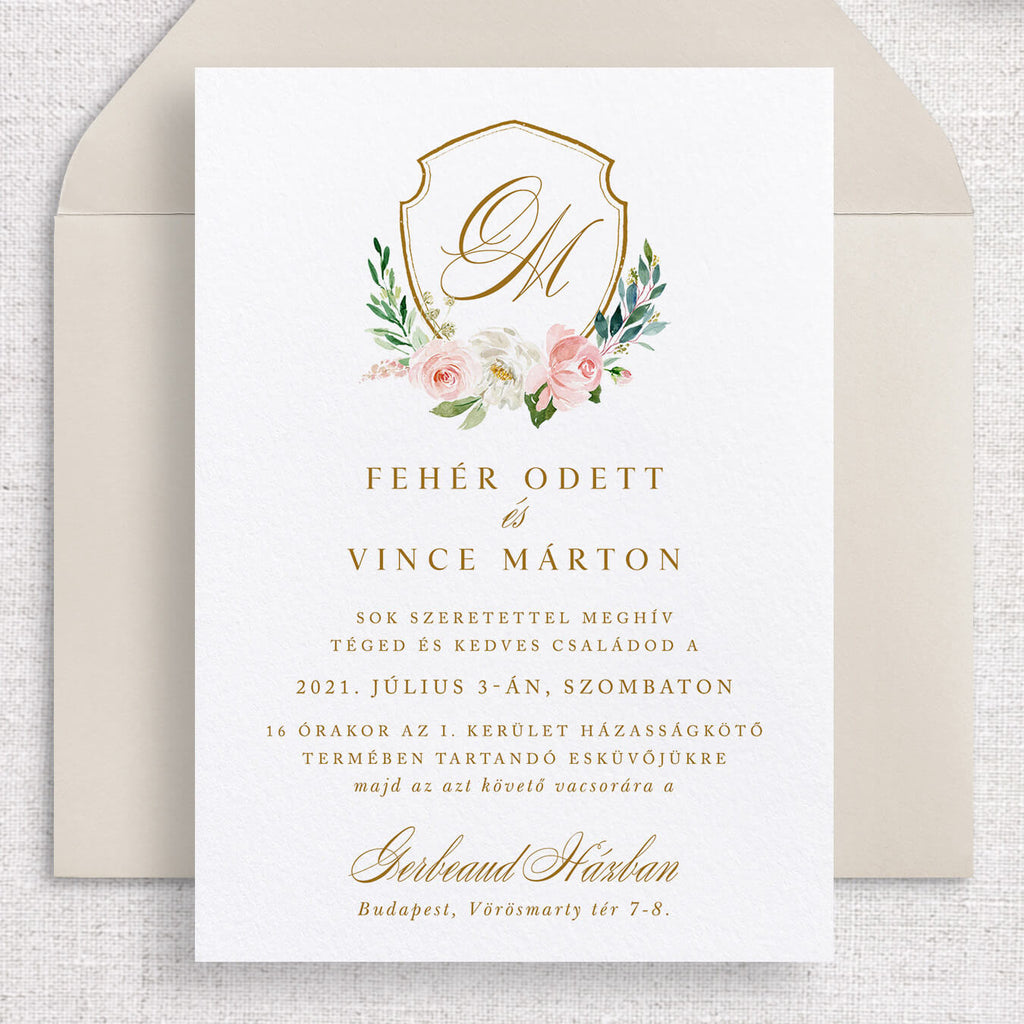 Blush virágos esküvői meghívó címerrel